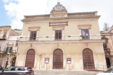 Facciata del teatro